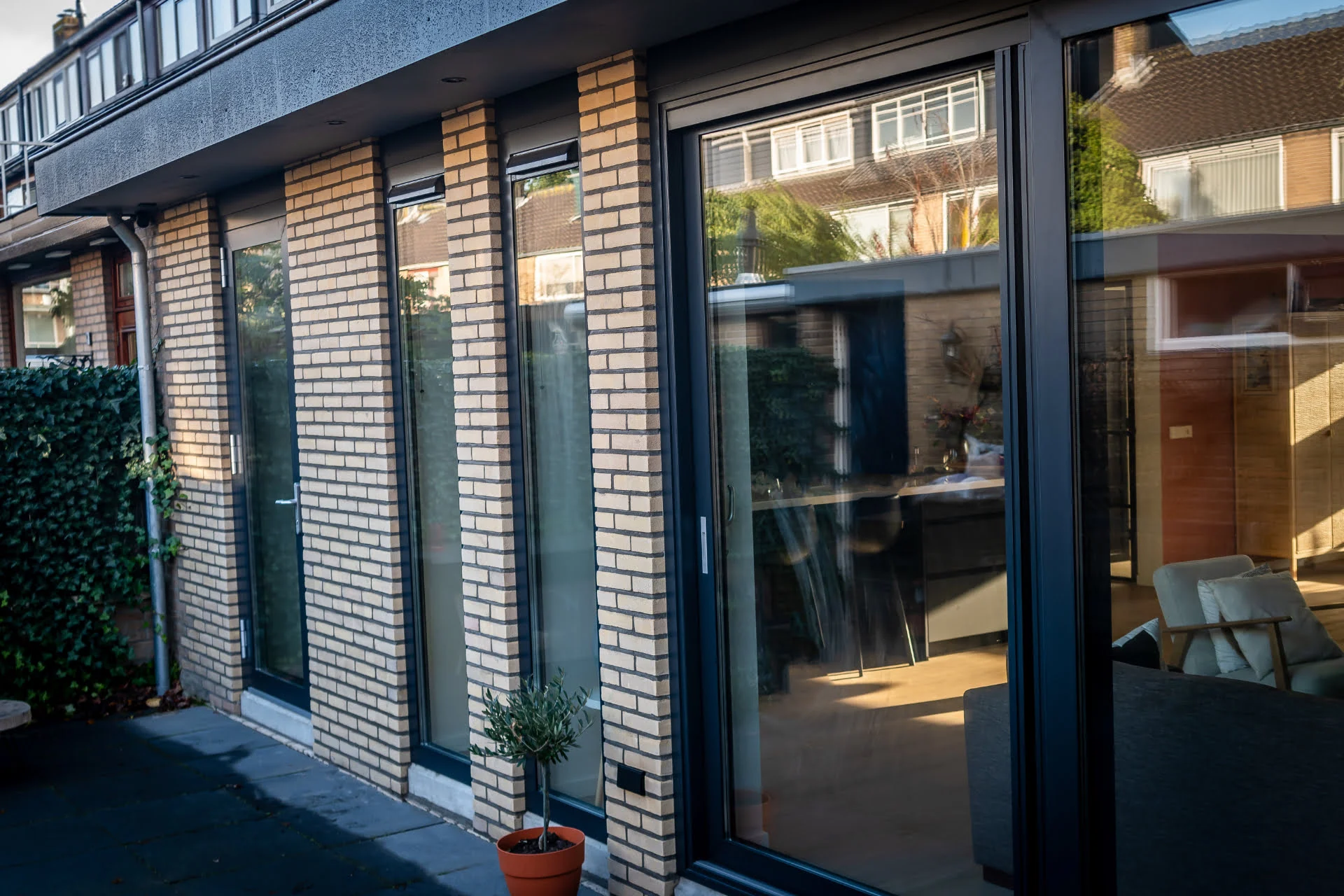 Aluminium deur, kozijn en schuifpui